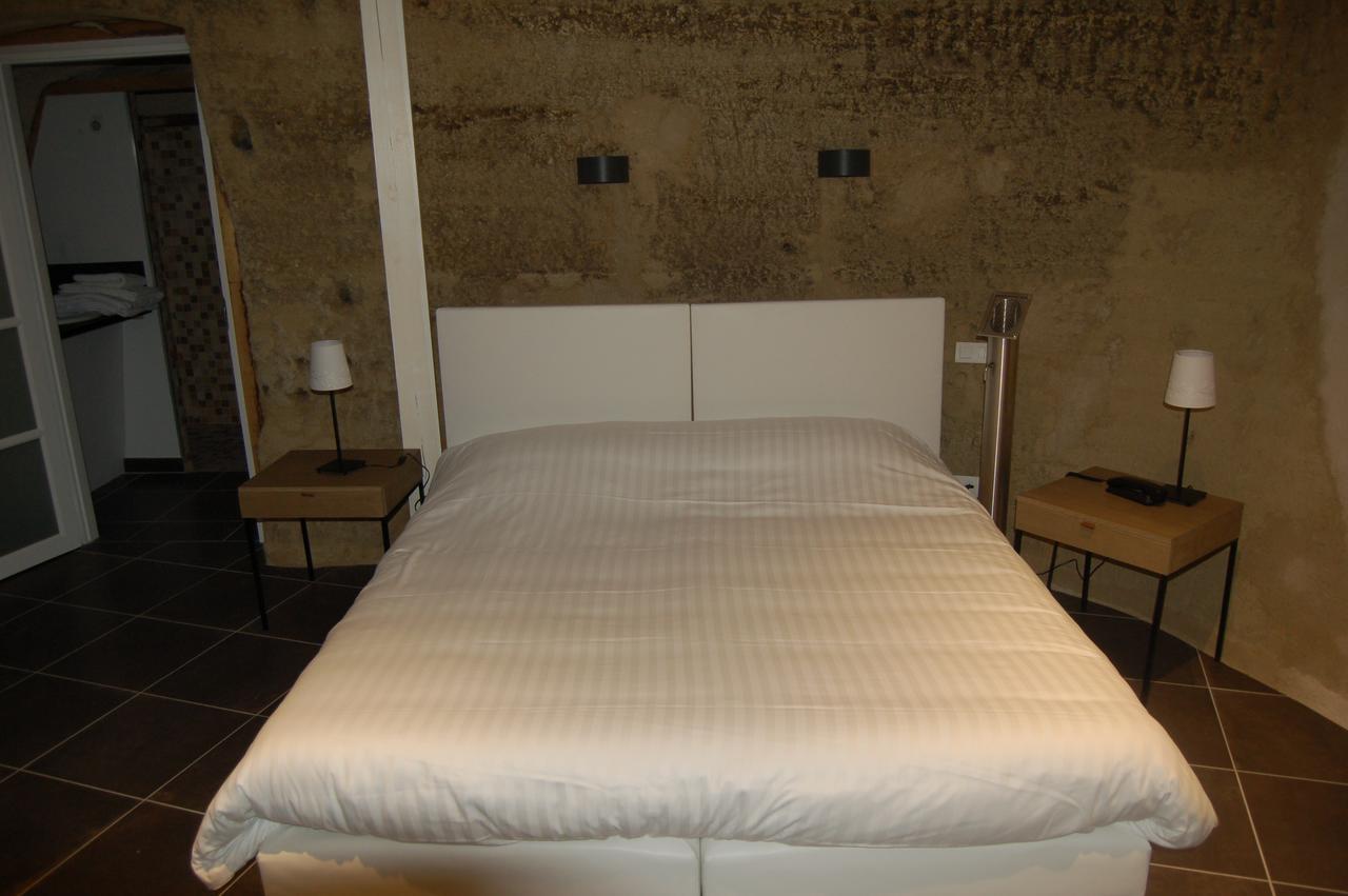 Rocaminori Hotel Louresse-Rochemenier ภายนอก รูปภาพ
