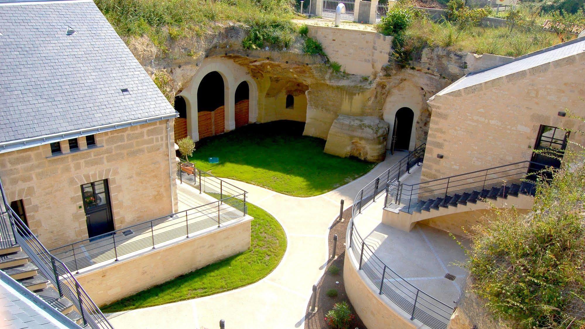 Rocaminori Hotel Louresse-Rochemenier ภายนอก รูปภาพ